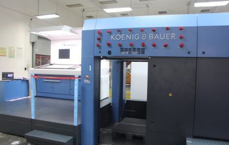 Parksons Cartamundi installs K&B 5-color coater UV press